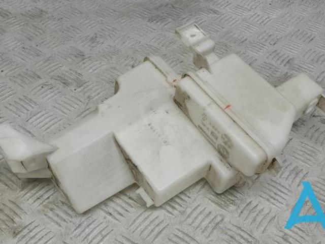 Бачок омивача скла 289106RF0A NISSAN