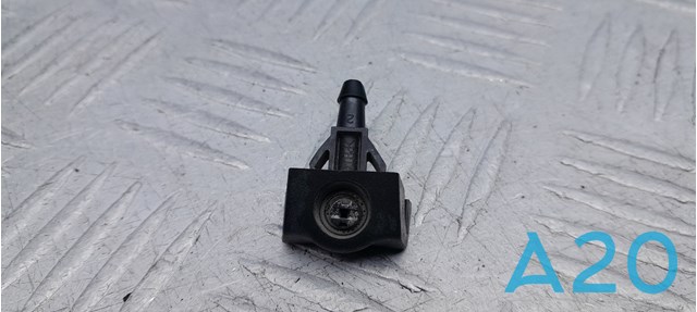Форсунка омивача скла лобового, ліва 289315SA0A NISSAN