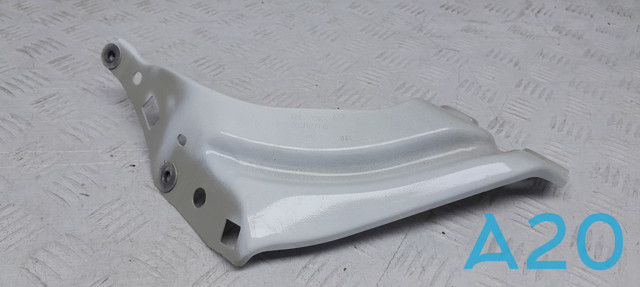 Кронштейн кріплення крила переднього правого, передній 2GJ821136 VAG