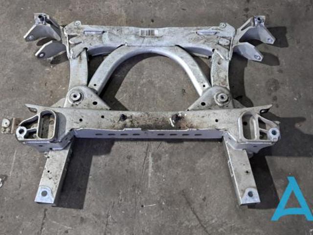 Балка передньої підвіски, підрамник 31106857710 BMW