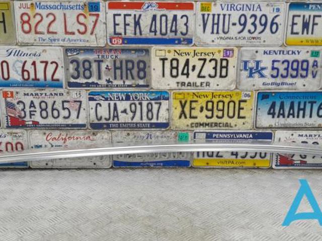 Рейлінг даху правий 31108763 VOLVO