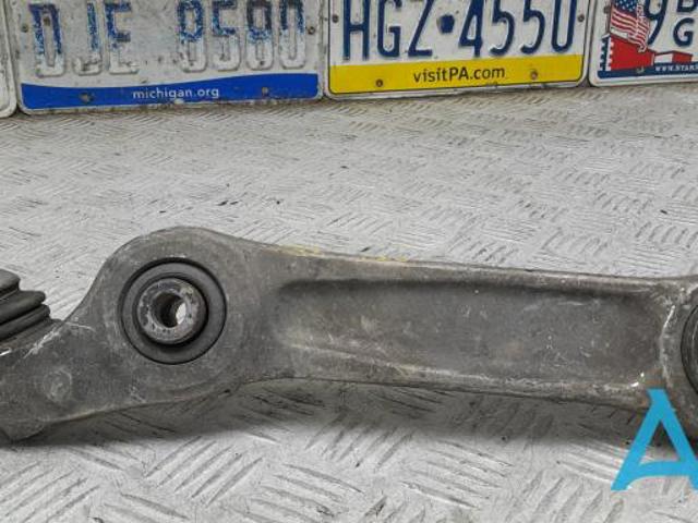 Поперечний важіль 31126794203 BMW