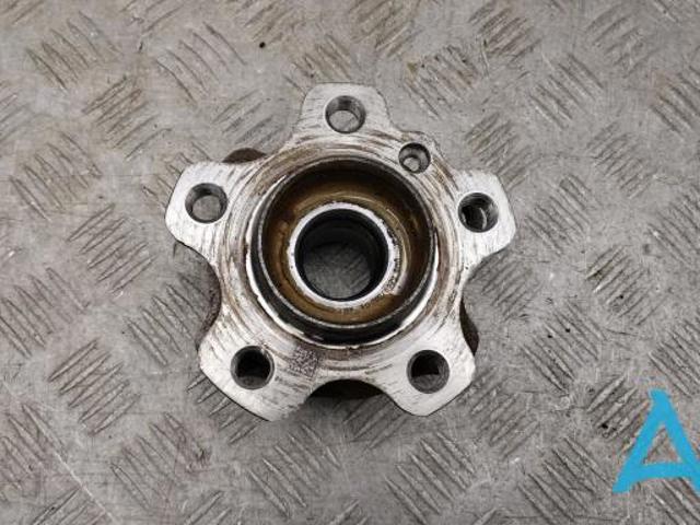 Маточина заднього колеса 31208838134 BMW