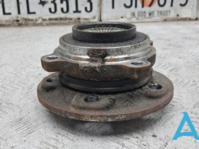 Підшипник в зборі з маточиною передній 31208845775 BMW