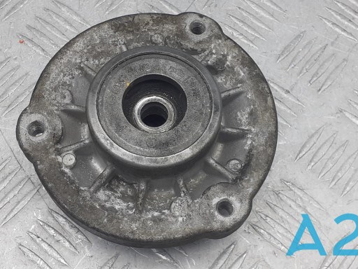 Кріплення переднього амортизатора 31306795083 BMW