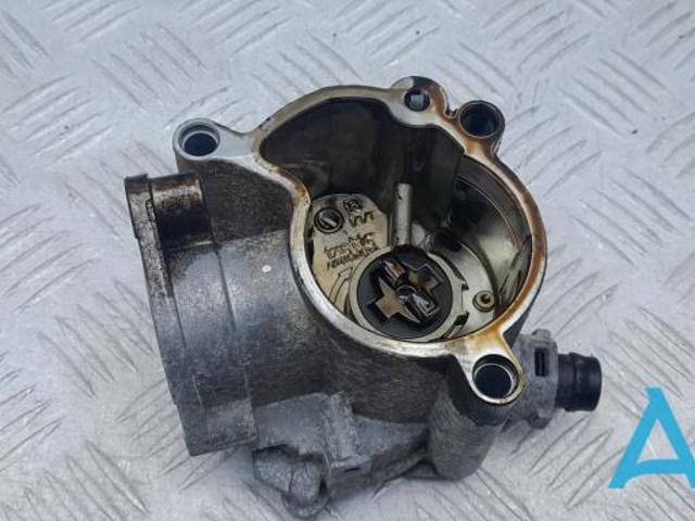 Насос вакуумний 31316143 VOLVO