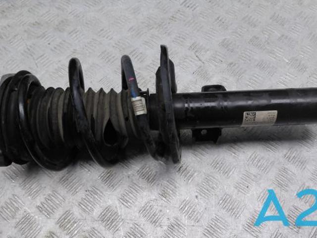 Стійка передня права 31316879310 BMW