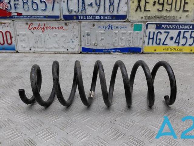 Пружина передня 31336796764 BMW