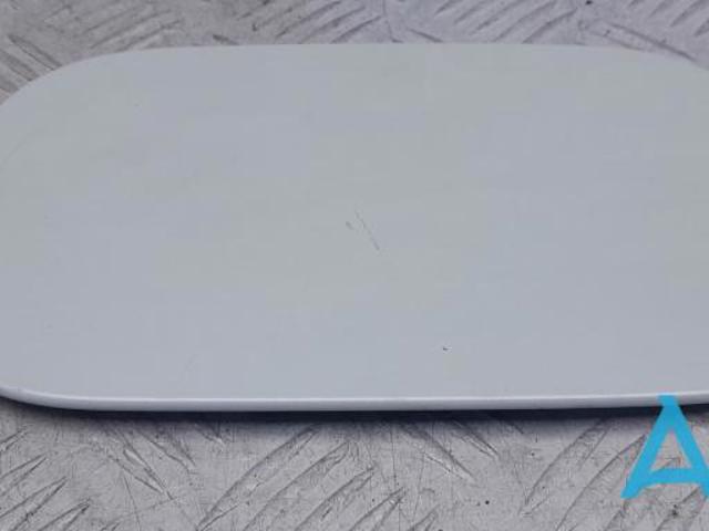 Лючок (дверцята) бензобака 31352798 VOLVO