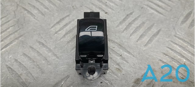 Кнопка підйомника переднього правого скла 31376458 VOLVO