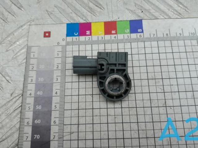 Датчик Ейрбег передній 31429672 VOLVO
