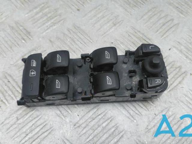 Кнопки переднього лівого склопід'ємника 31433407 VOLVO