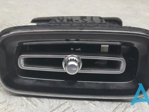 Решітка повітроводу права 31442626 VOLVO