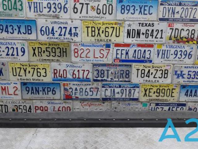Накладка зовнішня (молдинг) порога, лівий 31448832 VOLVO