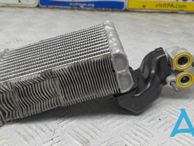 Випарник кондиціонера, задній 31449329 VOLVO