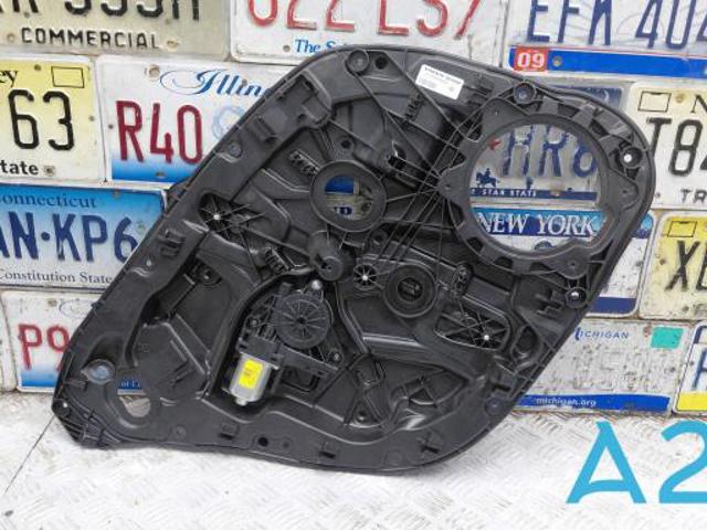 Склопідйомник задніх лівих дверей 31462706 VOLVO