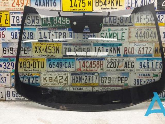 Вітрове скло 31468007 VOLVO