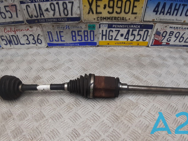 Привід правий 31607622884 BMW