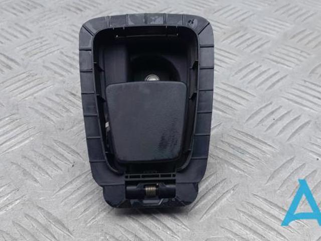 Ручка відкривання капота 31651260 VOLVO