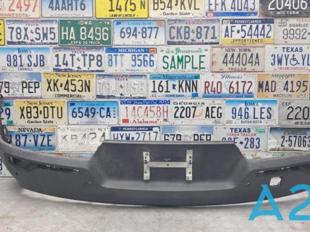 Буфер (бампер) задній 31663160 VOLVO