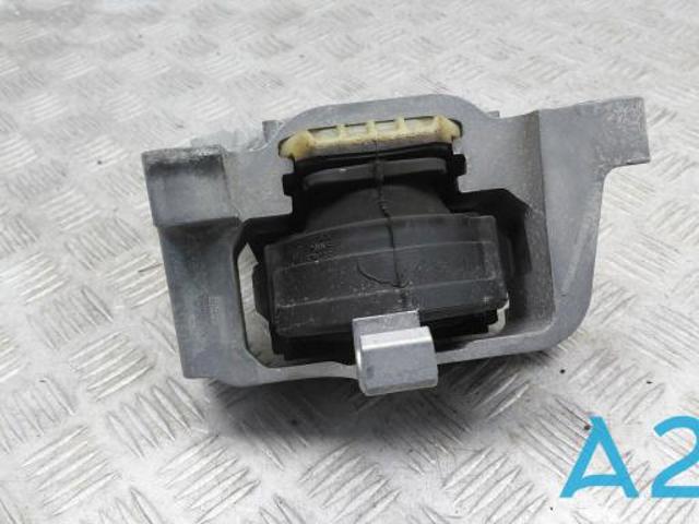 Ліва подушка двигуна 32224765 VOLVO