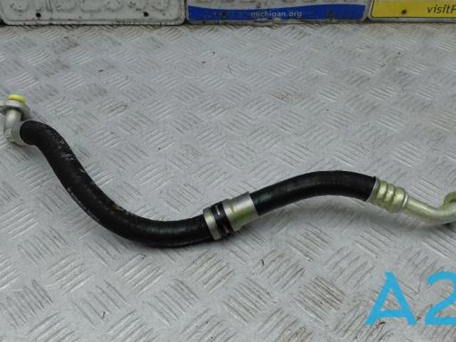 Шланг кондиціонера, від заднього випарювача до компресора 32226736 VOLVO