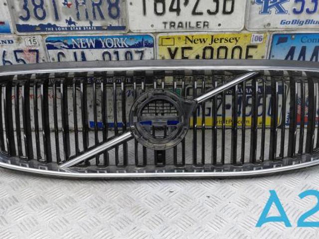 Облицювання радіатора 32228107 VOLVO