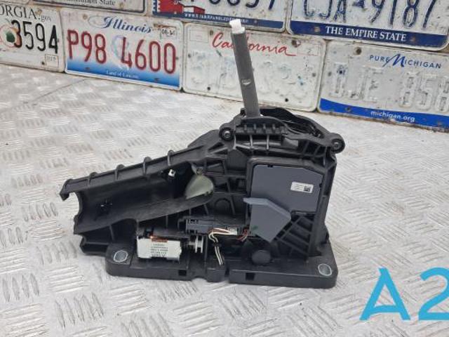 Селектор АКПП 32240616 VOLVO