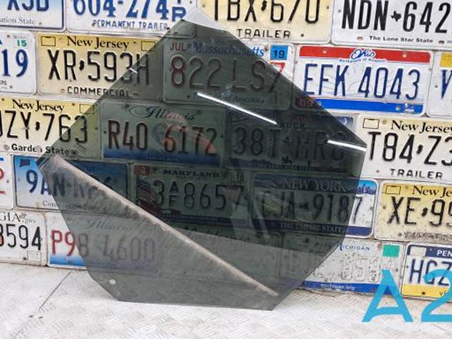 Скло задніх дверей, лівих 32244876 VOLVO