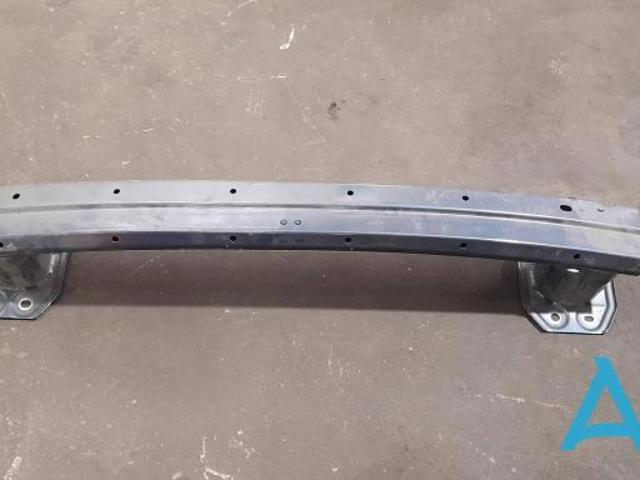 Швелер бампера 32262157 VOLVO