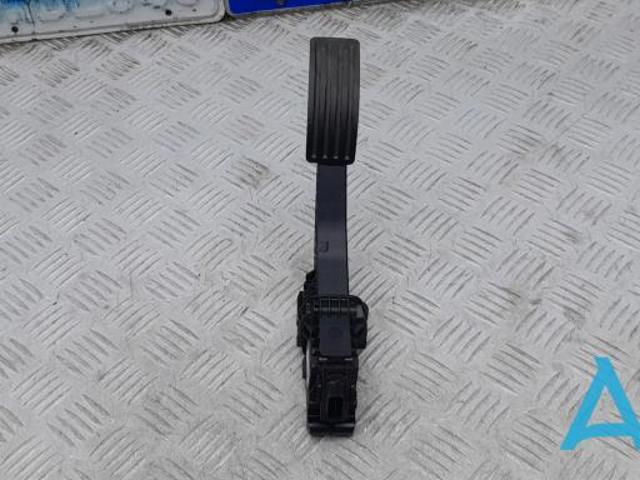 Педаль газу (акселератора) 32264188 VOLVO