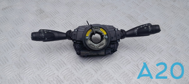 Перемикачі 32275369 VOLVO