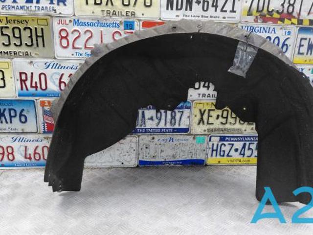 Підкрилок заднього крила, лівий 32289665 VOLVO