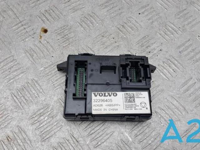Блок управління клімат-контролем 32296405 VOLVO