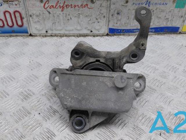 Права подушка двигуна 32298305 VOLVO