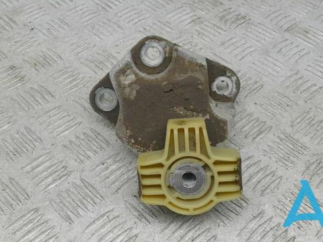 Подушка (опора) двигуна, права нижня 32298843 VOLVO