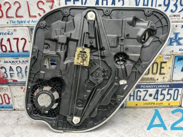 Механізм склопідйомника двері задньої, лівої 32353277 VOLVO