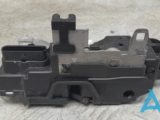 Замок водійських дверей 32353631 VOLVO