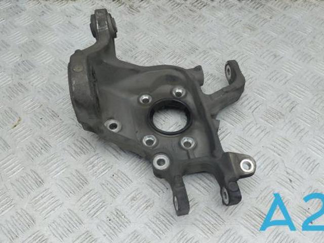 Цапфа права 32395005 VOLVO