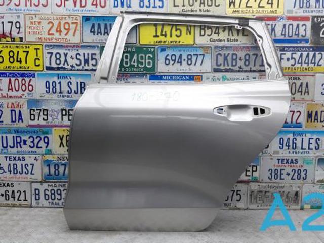 Двері задні 32404342 VOLVO