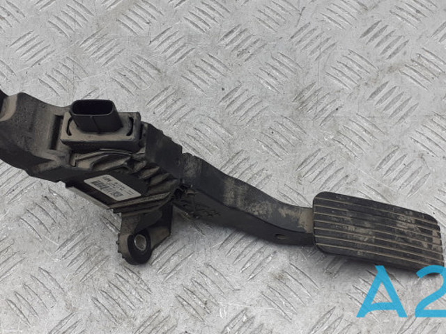 Педаль акселератора 32700F2100 HYUNDAI