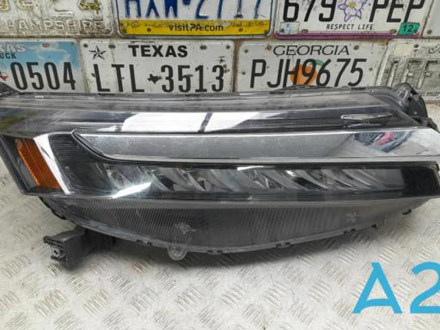 Фара правая 33100TRWA01 HONDA
