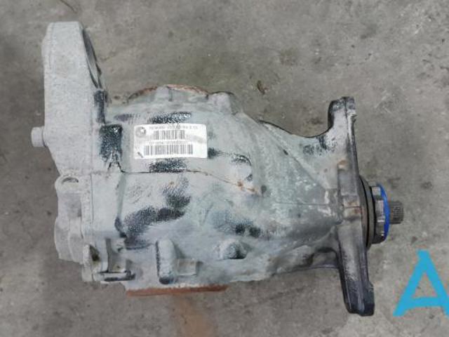 Задній редуктор 33107636992 BMW