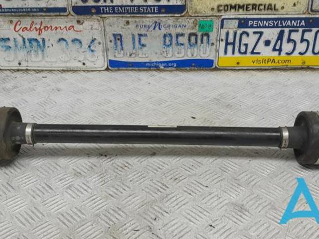 Піввісь задня, права 33208639454 BMW
