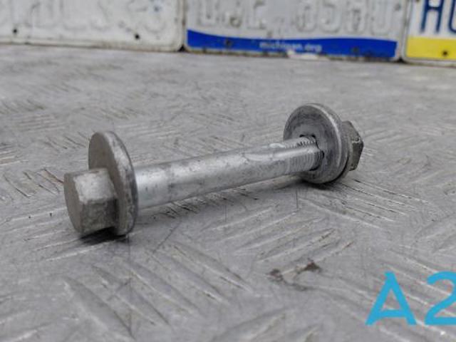 Болт гбц 33306861943 BMW
