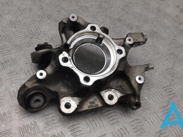 Кулак поворотний правий 33306871028 BMW