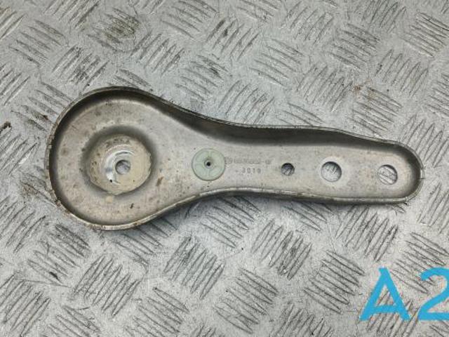 Кронштейн задньої балки 33306876802 BMW