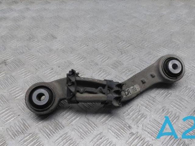 Балансир підвіски задній правий 33326782136 BMW