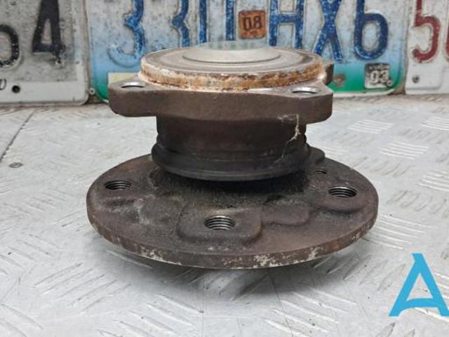 Підшипник задньої маточини 33416867927 BMW
