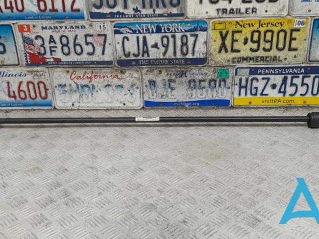 Стабілізатор задньої підвіски 33506859894 BMW